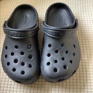 Crocs like new in black size 13